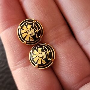 VTG Black and Gold Floral Earrings